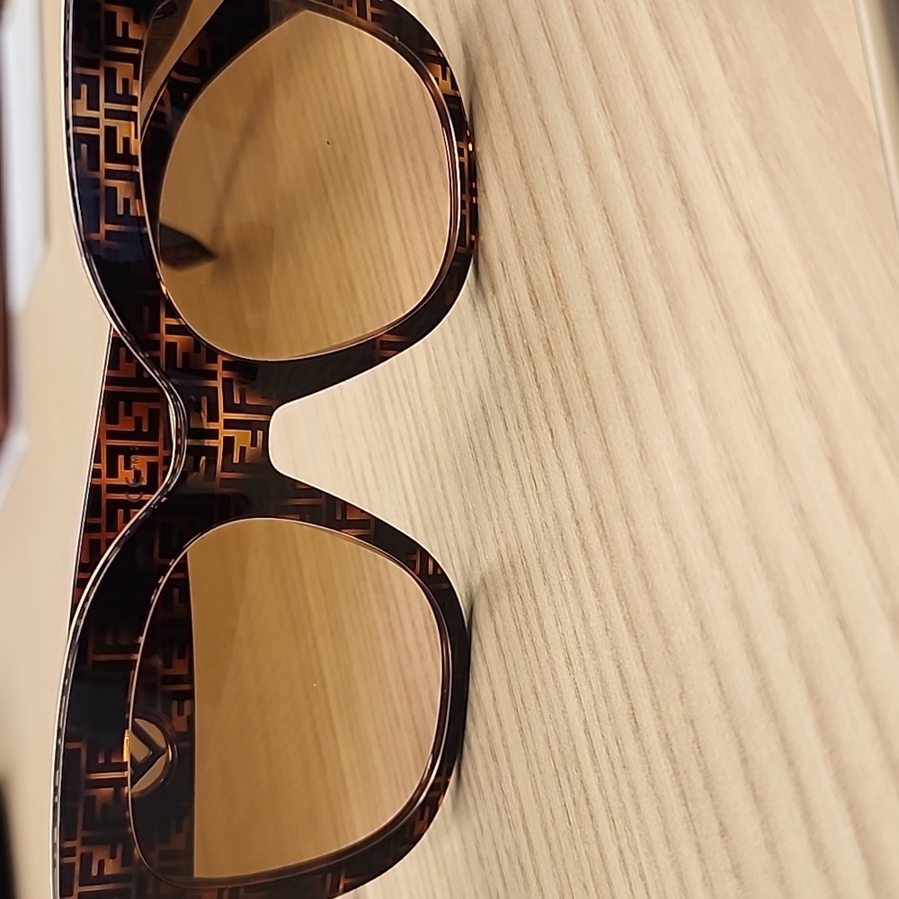 Fendi 51mm Tortoise Shell Sunglasses, Case, Authenticity Card, Cleaning Cloth - Picture 5 of 5
